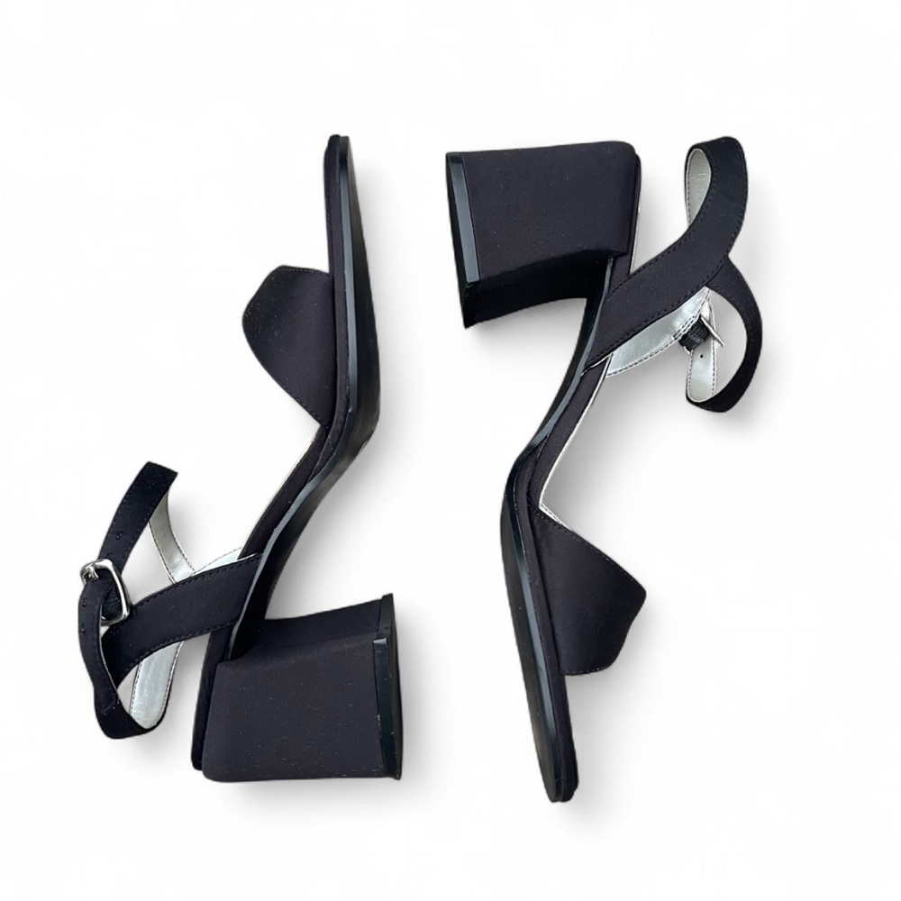 Mudd Black Slingback Block Heel Sandals